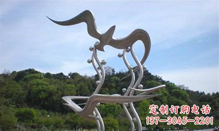 益阳海鸥雕塑传递自然之美