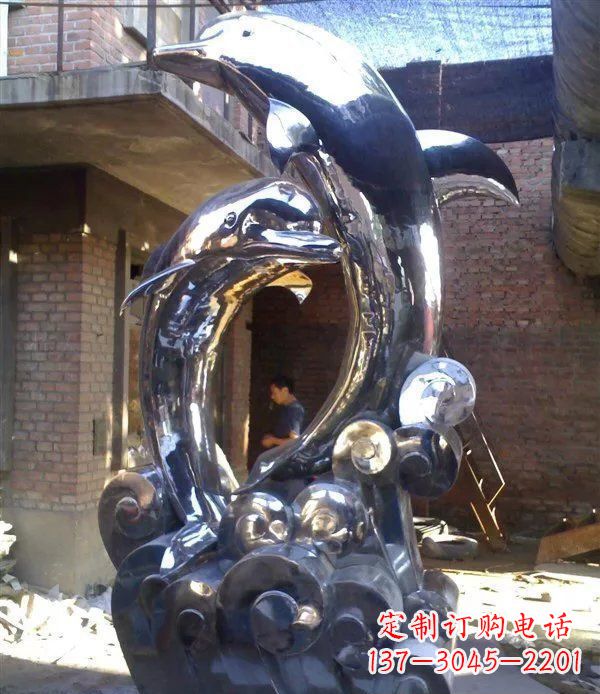 益阳不锈钢海豚美观动态的雕塑