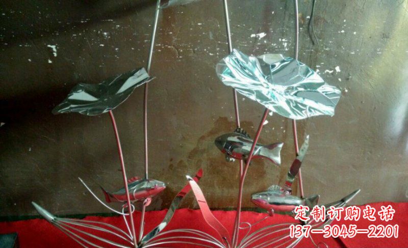 益阳不锈钢荷花雕塑