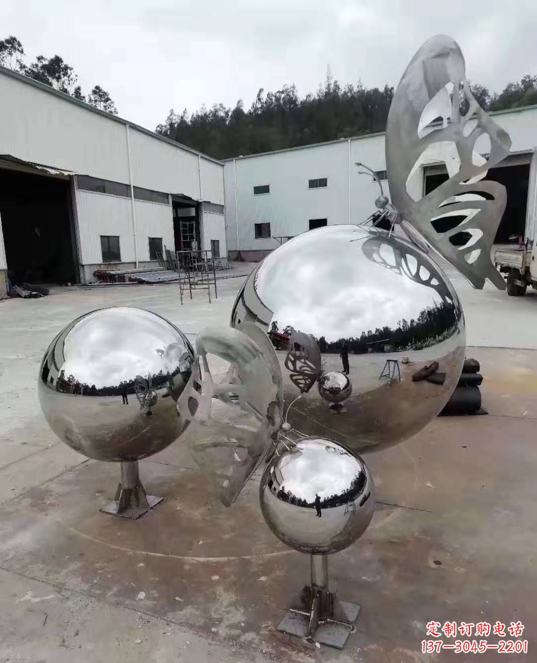 益阳不锈钢蝴蝶雕塑美丽而迷人