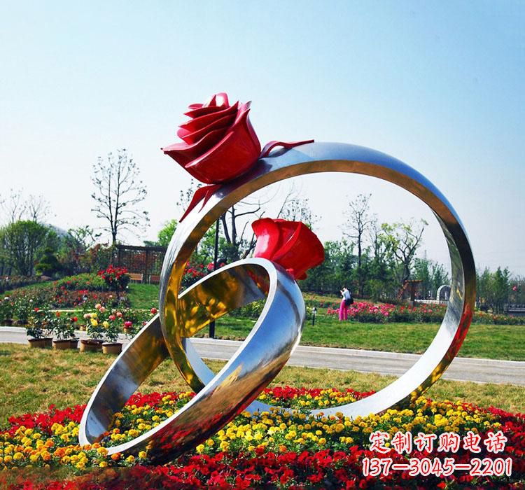益阳精美不锈钢戒指雕塑