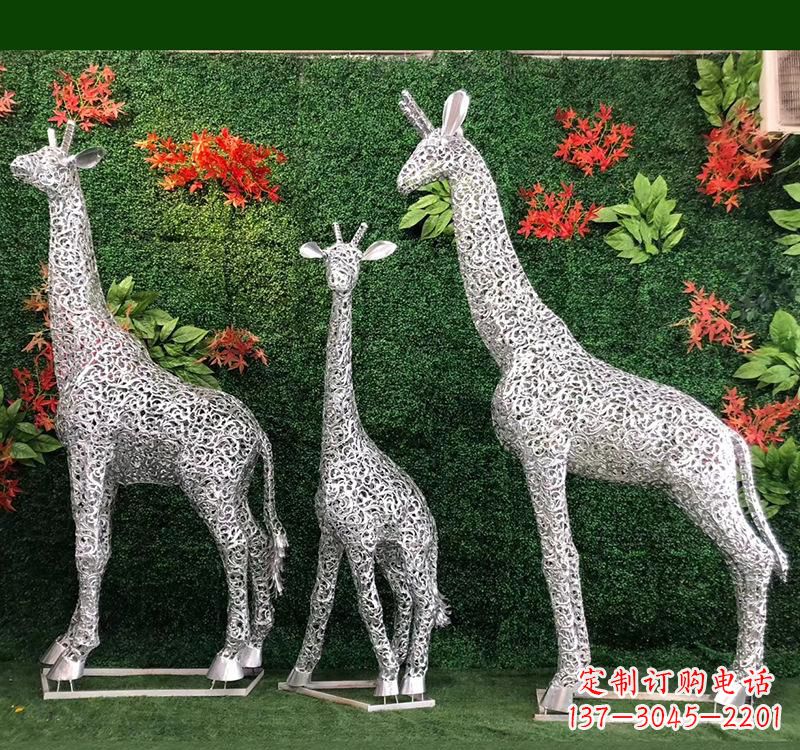 益阳不锈钢长颈鹿雕塑艺术与美的完美结合