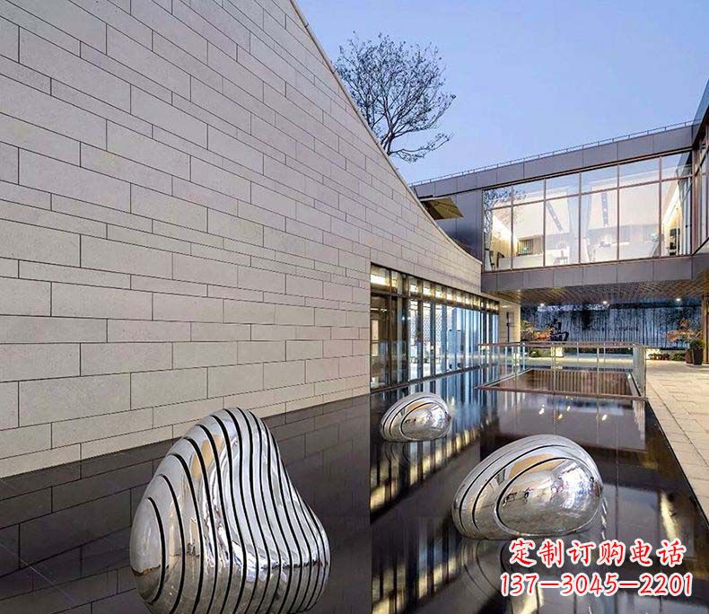益阳精美不锈钢假山雕塑