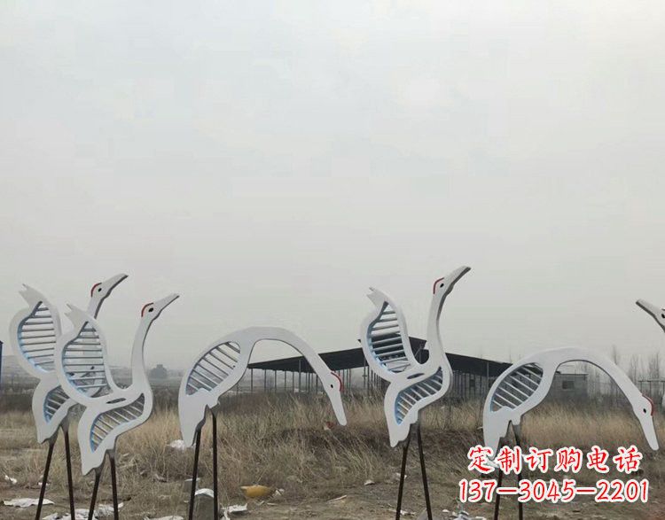 益阳精美不锈钢仙鹤雕塑