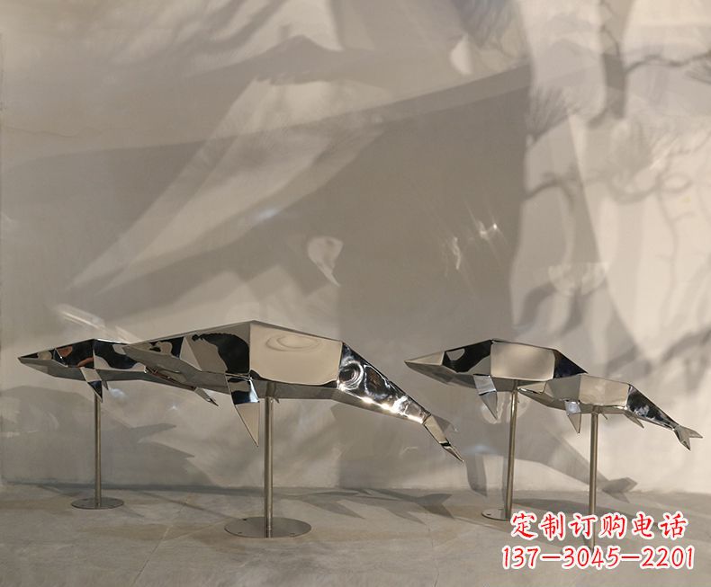 益阳不锈钢海豚雕塑——精致的艺术形式