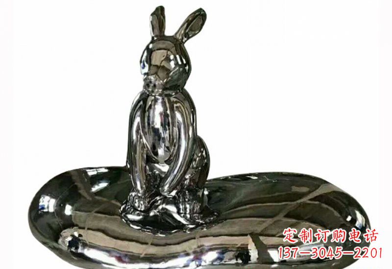 益阳不锈钢兔子雕塑