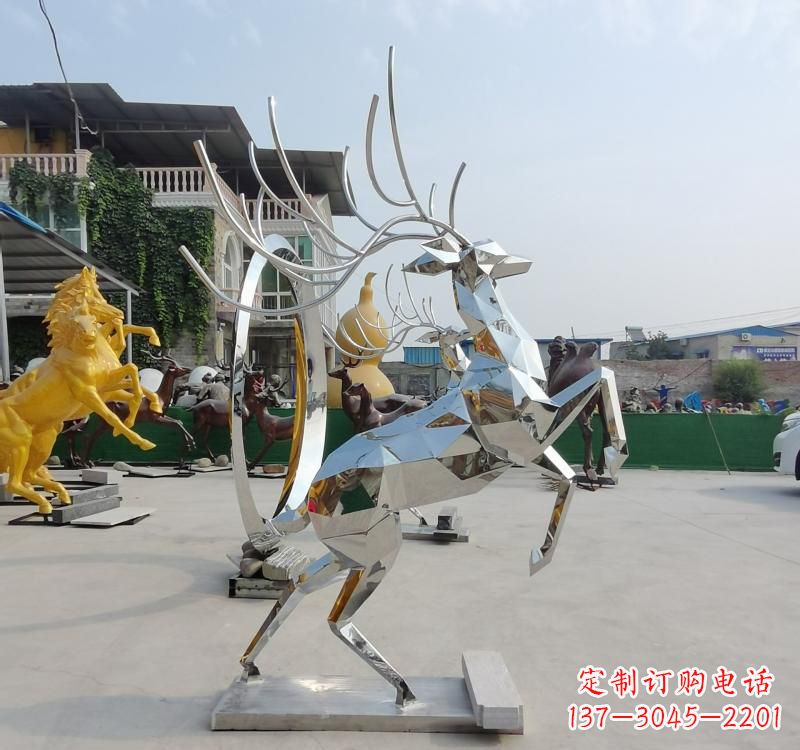 益阳精美不锈钢镜面动物鹿雕塑