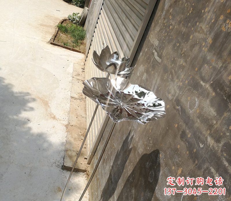 益阳不锈钢荷叶雕塑精美的艺术瑰宝