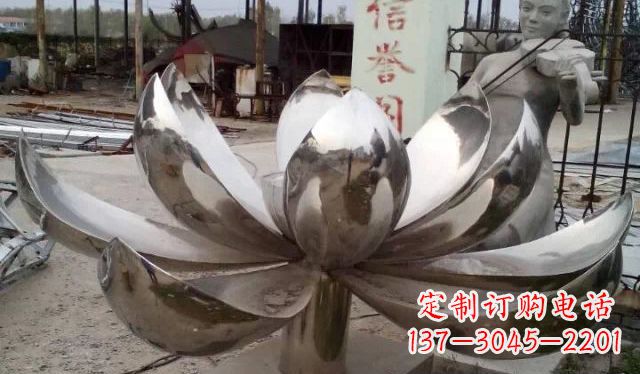 益阳不锈钢莲花雕塑精美绝伦