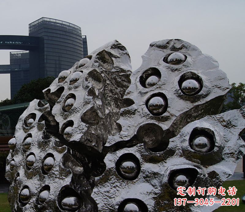 益阳不锈钢莲蓬雕塑精美绝伦