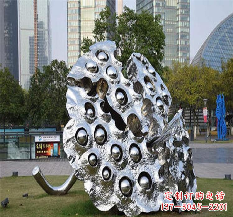 益阳不锈钢莲蓬雕塑源自中国传统文化的精美作品