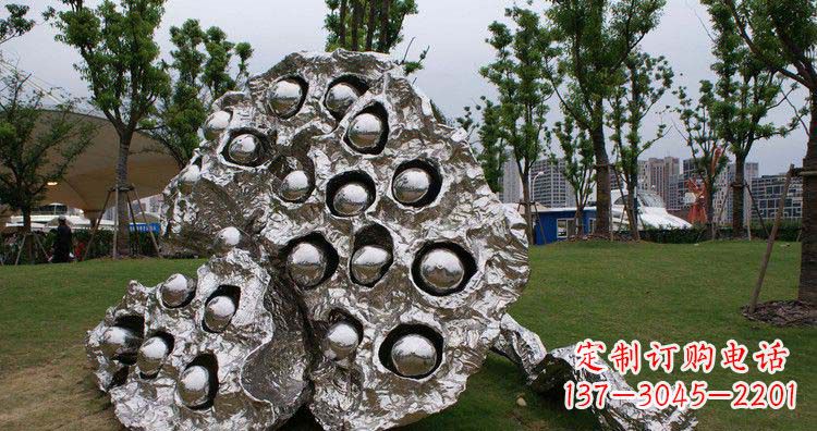 益阳不锈钢莲蓬精美雕塑铸就华丽景观