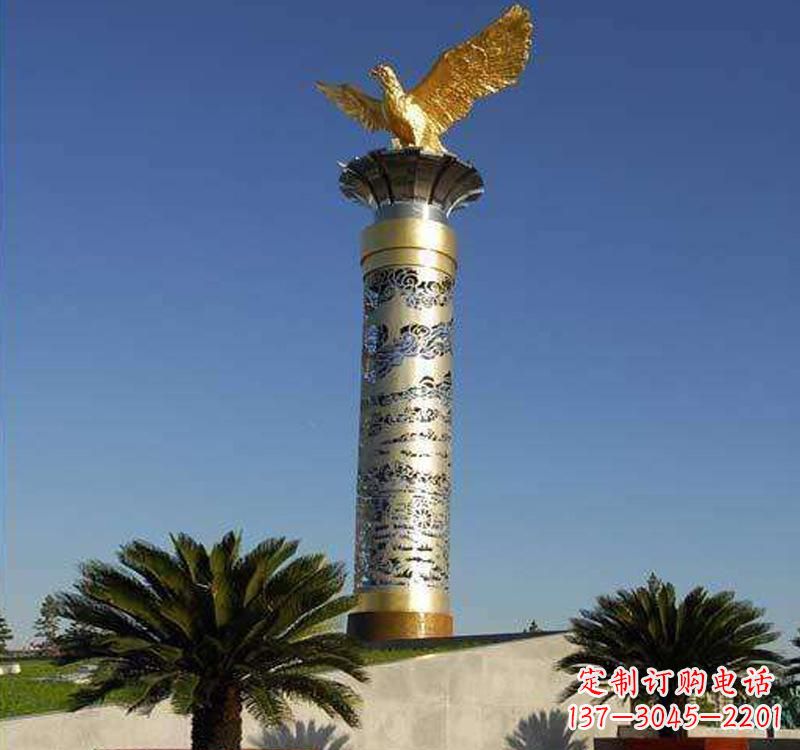 益阳不锈钢龙柱雕塑把神秘的传统融入现代