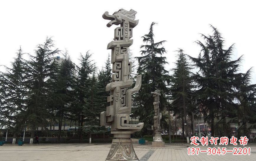益阳不锈钢龙柱雕塑引领公共景观