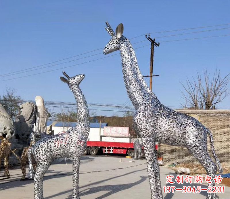 益阳不锈钢镂空长颈鹿雕塑
