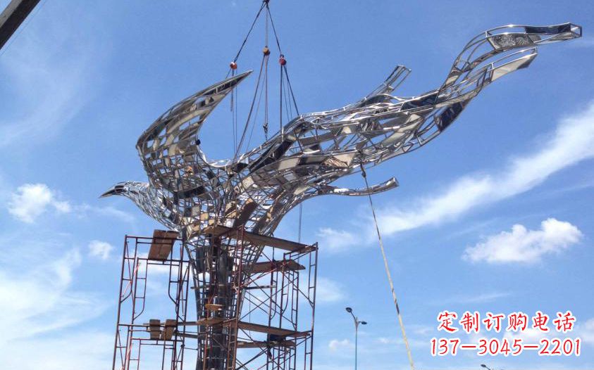 益阳不锈钢镂空鸽子雕塑美丽的象征