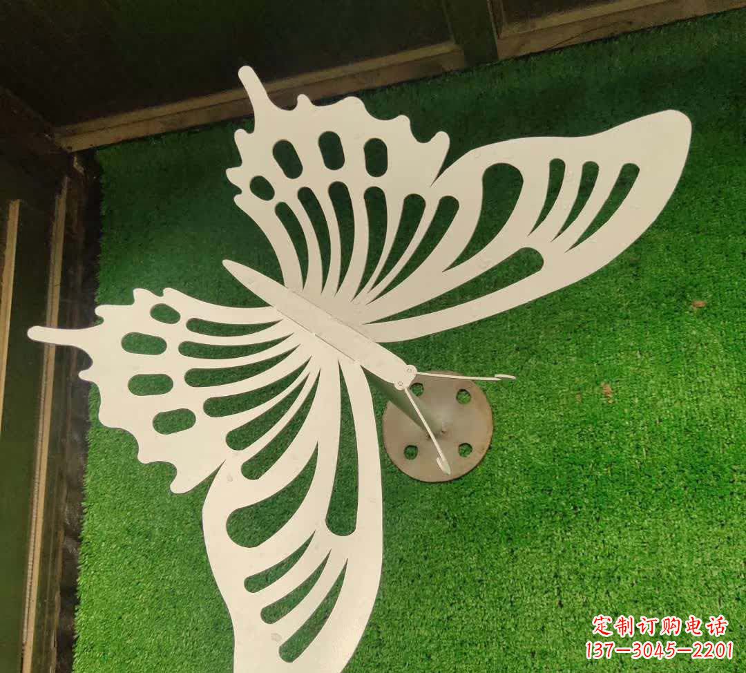 益阳不锈钢镂空蝴蝶雕塑灵动翩跹