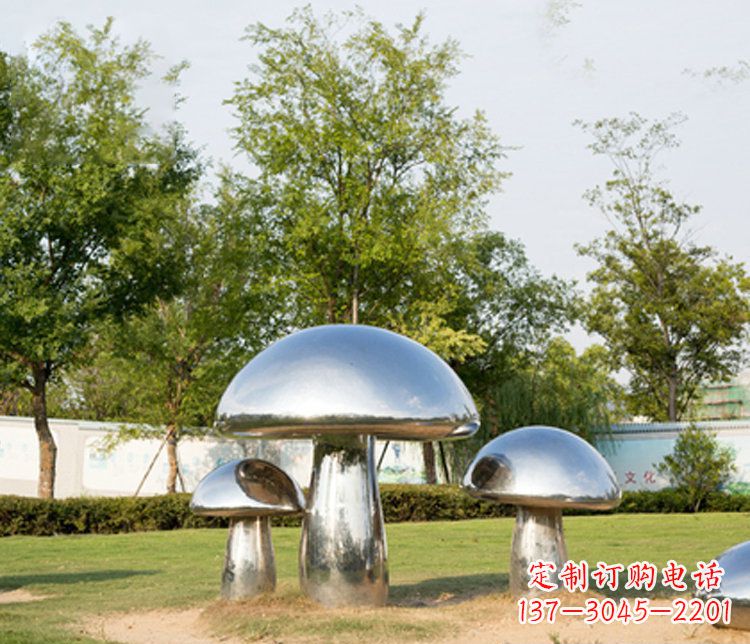 益阳不锈钢蘑菇雕塑精致而美观
