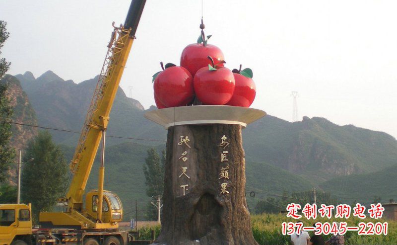 益阳不锈钢苹果雕塑艺术与科技的结合