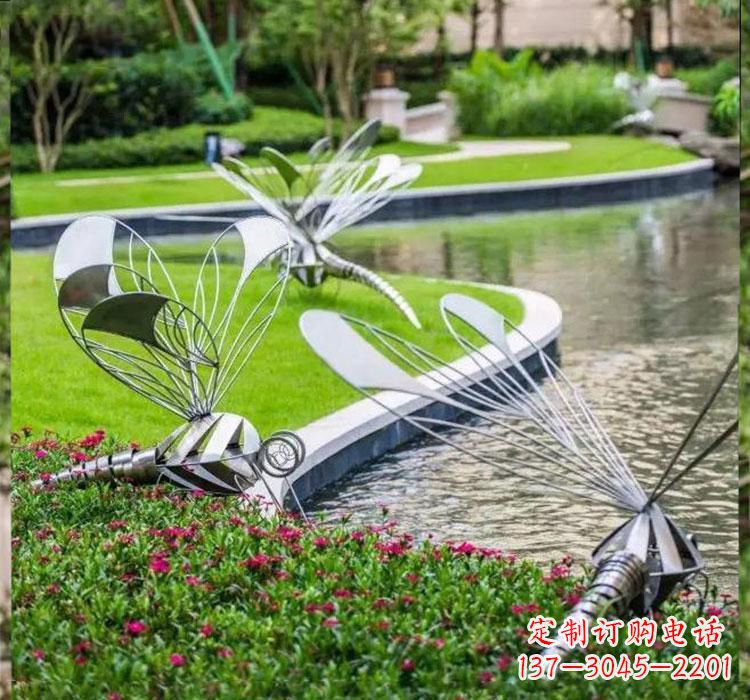 益阳不锈钢蜻蜓一件完美的动物雕塑