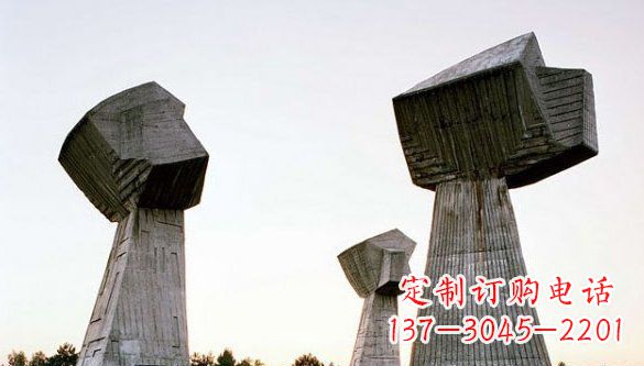 益阳不锈钢拳头一种独特的雕塑材料