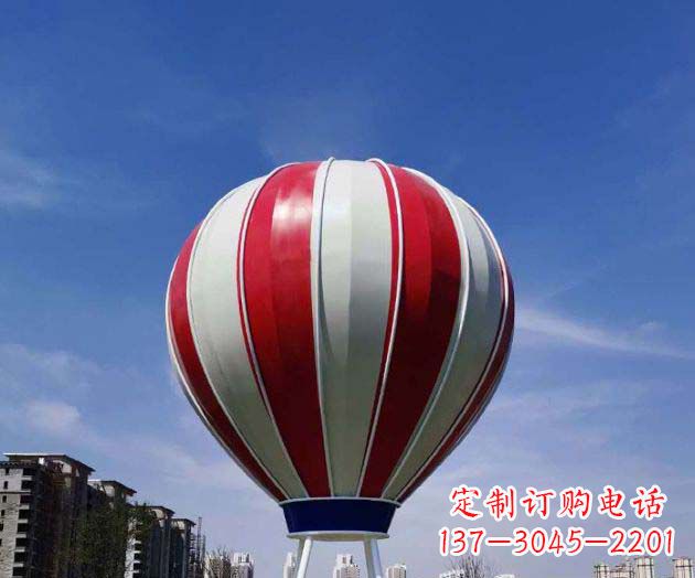益阳不锈钢热气球雕塑给景观增添精彩