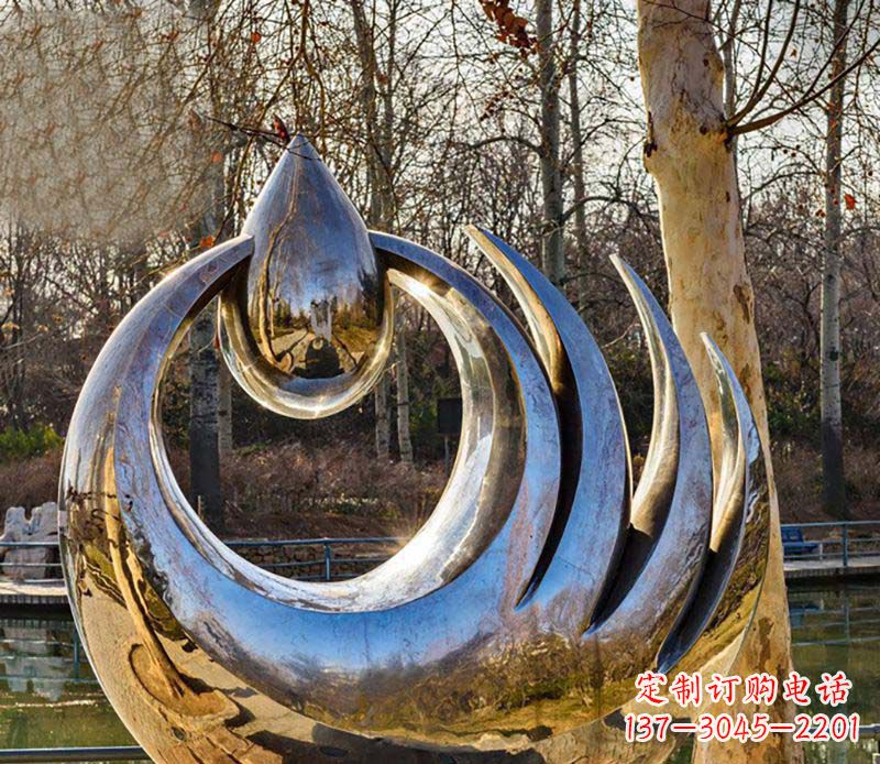 益阳不锈钢水滴雕塑给园林带来流动的美