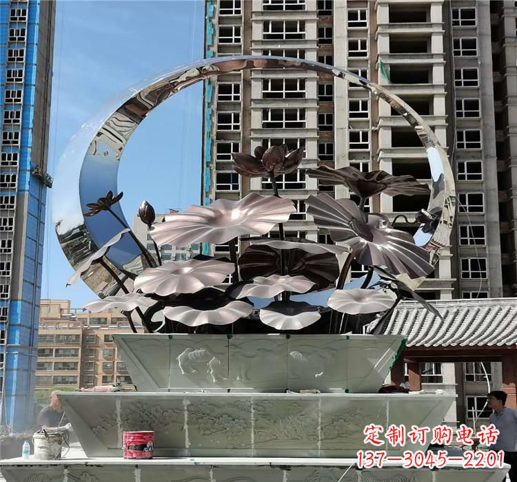 益阳不锈钢荷花雕塑把宁静的自然融入城市