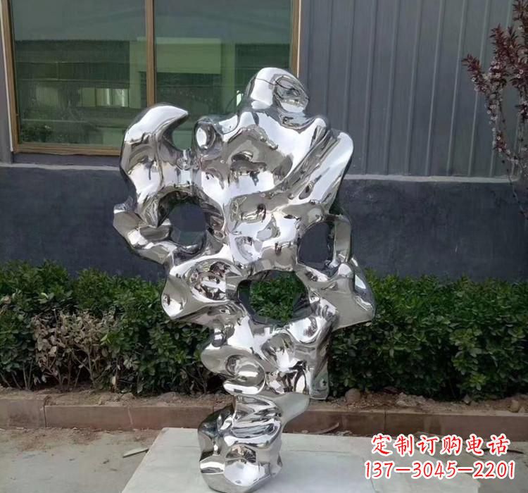 益阳精美太湖石雕塑,给环境带来灿烂光彩