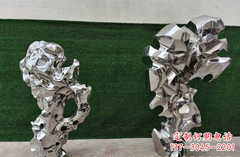 益阳精美太湖石雕塑