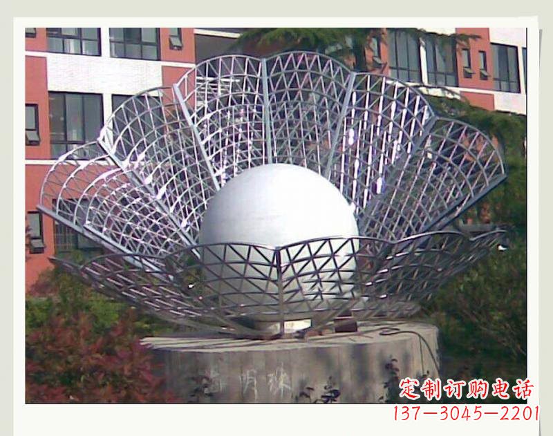 益阳海洋精灵不锈钢贝壳雕塑