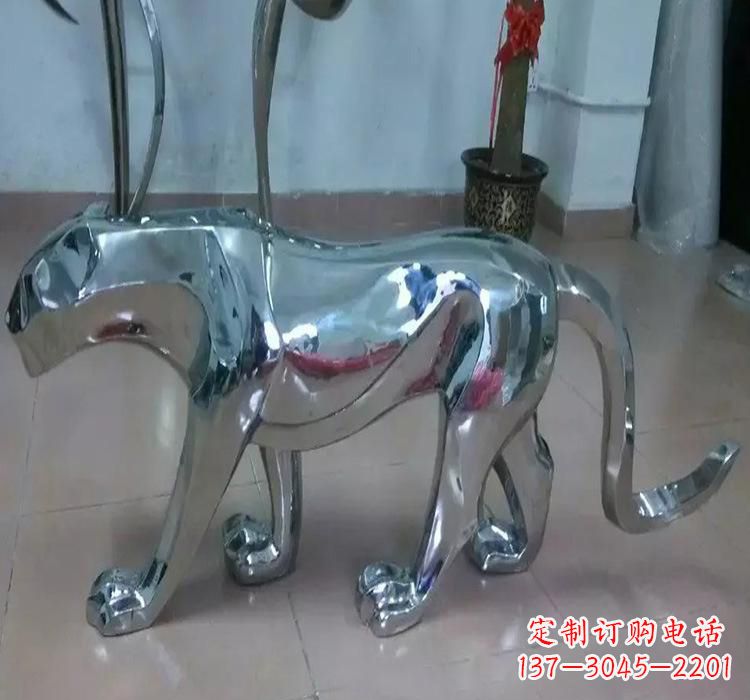 益阳不锈钢老虎雕塑美化园林