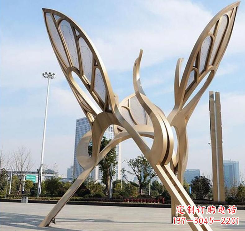 益阳不锈钢园林仙鹤雕塑传承传统艺术精髓