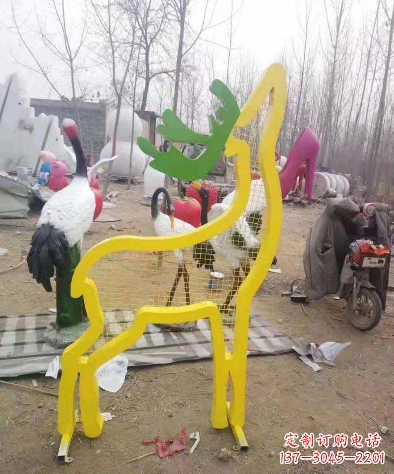 益阳不锈钢园林造型景观小鹿雕塑
