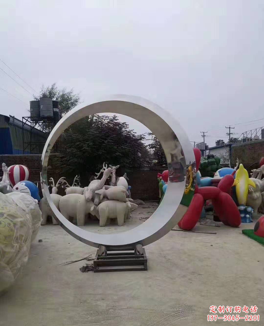 益阳不锈钢圆环雕塑,点缀环境美景