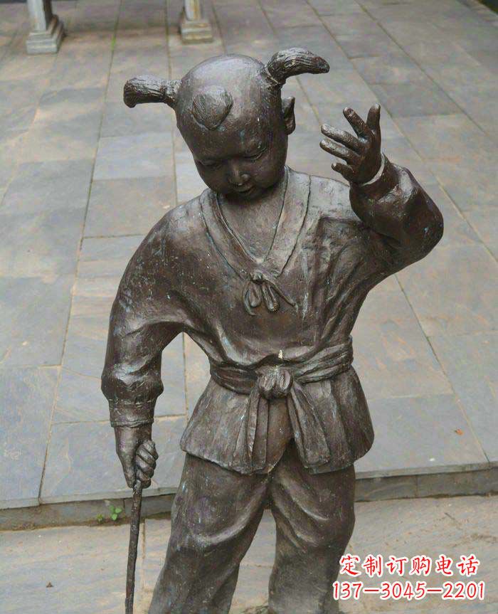 益阳该雕塑。