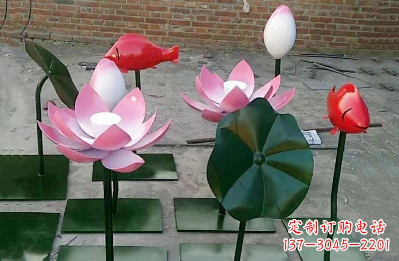 益阳彩色不锈钢鲤鱼雕塑传承古典文化的艺术之作