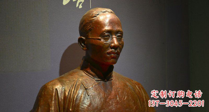 益阳蔡元培——一位传奇民族英雄的雕塑