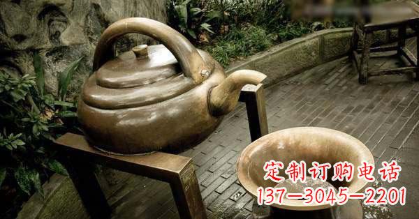 益阳茶壶雕塑——精致的艺术品