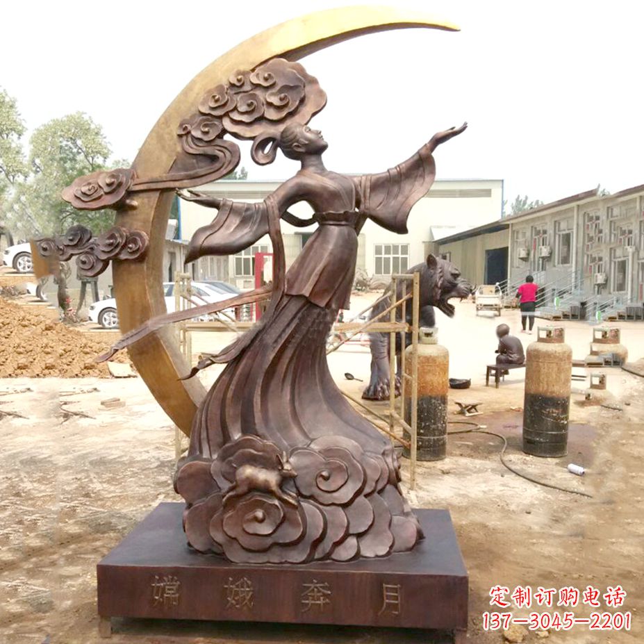 益阳绚丽嫦娥-神话中的上古美女雕像