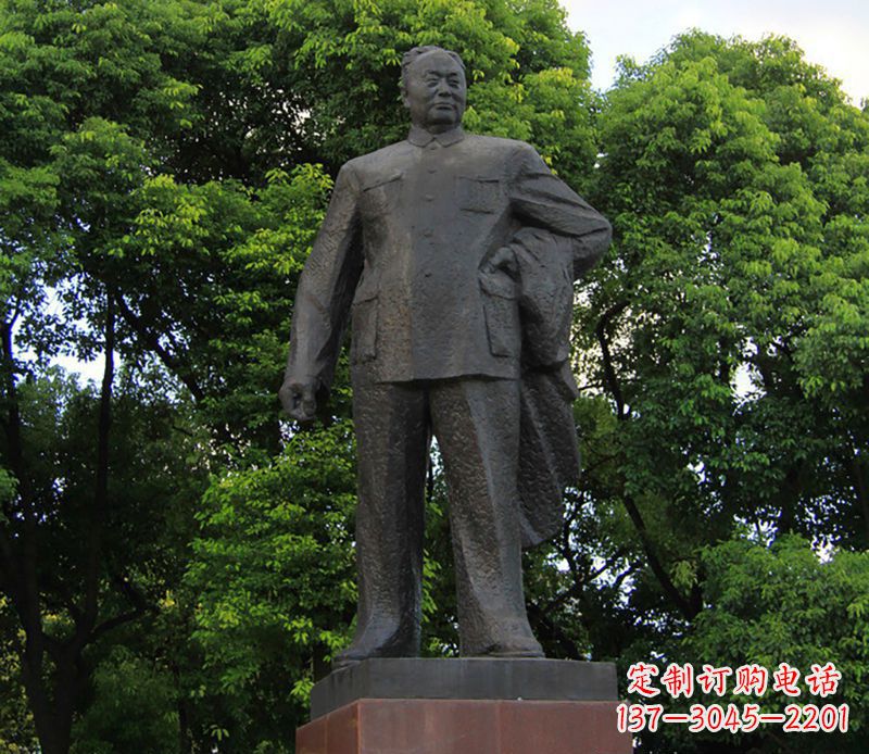 益阳陈毅元帅铜雕荣耀中国历史的传承