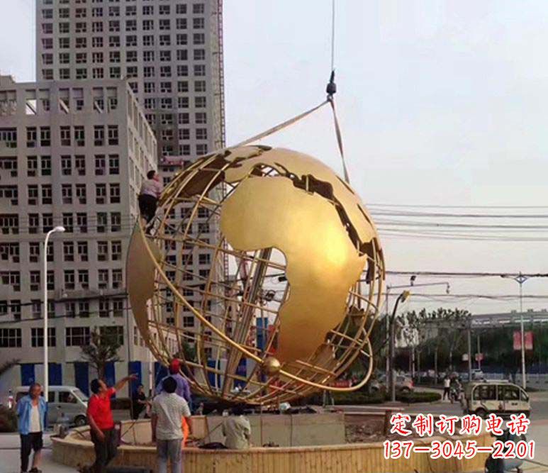 益阳城市之美不锈钢镂空地球仪雕塑