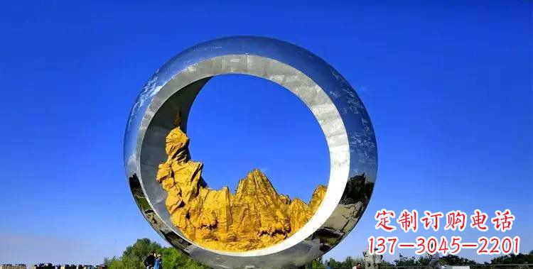 益阳月亮雕塑——城市的美丽装饰