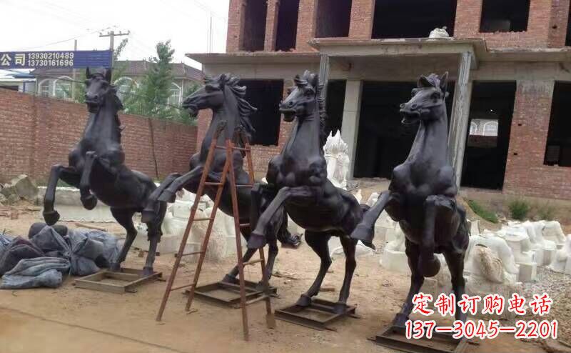 益阳马雕塑积极而具有历史意义的艺术