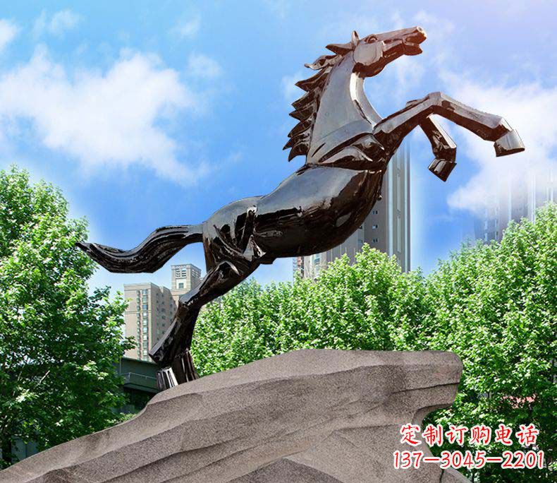 益阳城市镜面不锈钢奔马雕塑