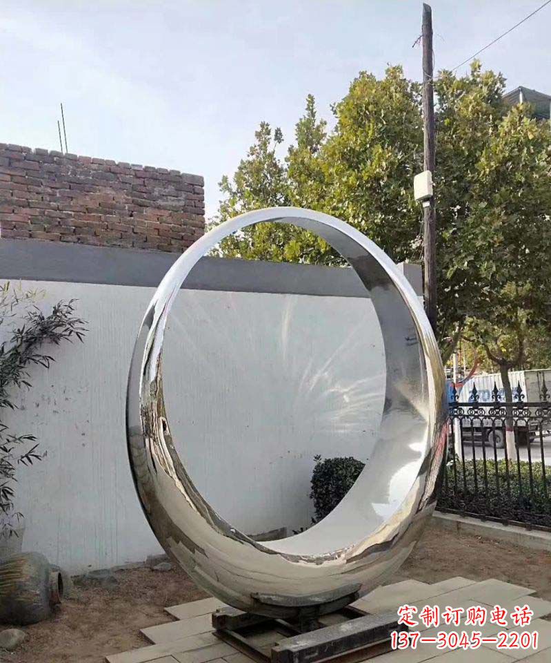 益阳城市圆环不锈钢雕塑