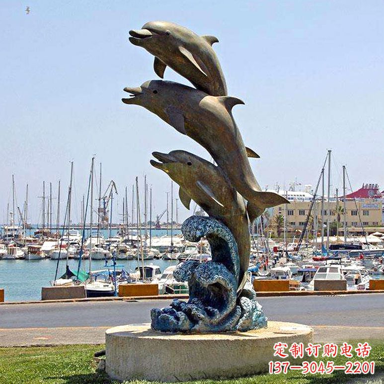 益阳海豚铜雕塑传承海洋文化