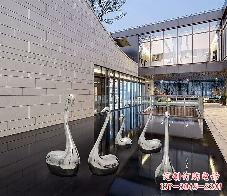 益阳质朴无华的不锈钢天鹅雕塑