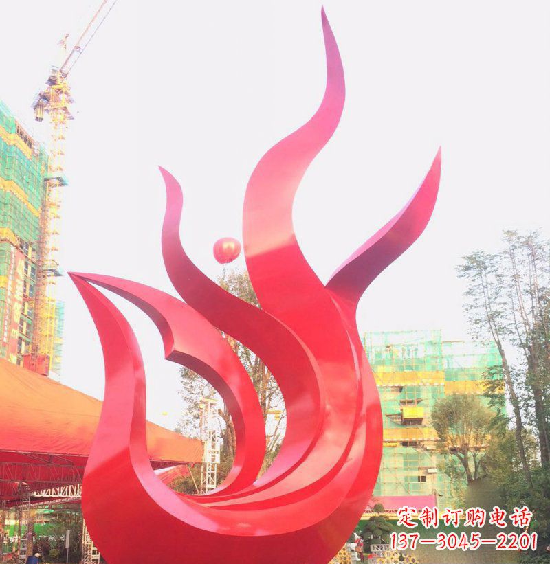 益阳凤凰雕塑一座传承着历史文化的艺术品