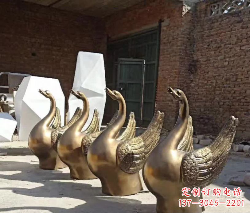 益阳精美的天鹅铜雕